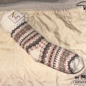Joy size 4-10 Knit Ivory Pink Gray Sherpa Lined Non-Slip Botties